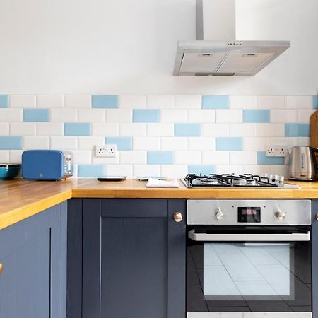 Altido Glamorous 2-Bed Flat Near Edinburgh Castle Extérieur photo
