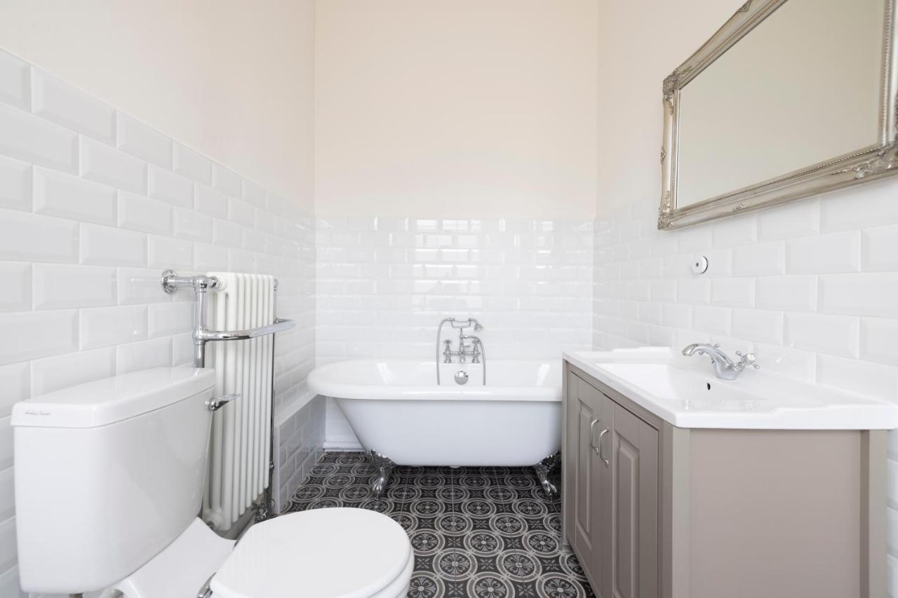 Altido Glamorous 2-Bed Flat Near Edinburgh Castle Extérieur photo