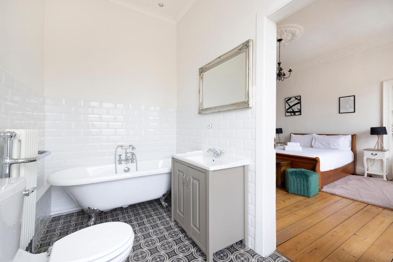 Altido Glamorous 2-Bed Flat Near Edinburgh Castle Extérieur photo