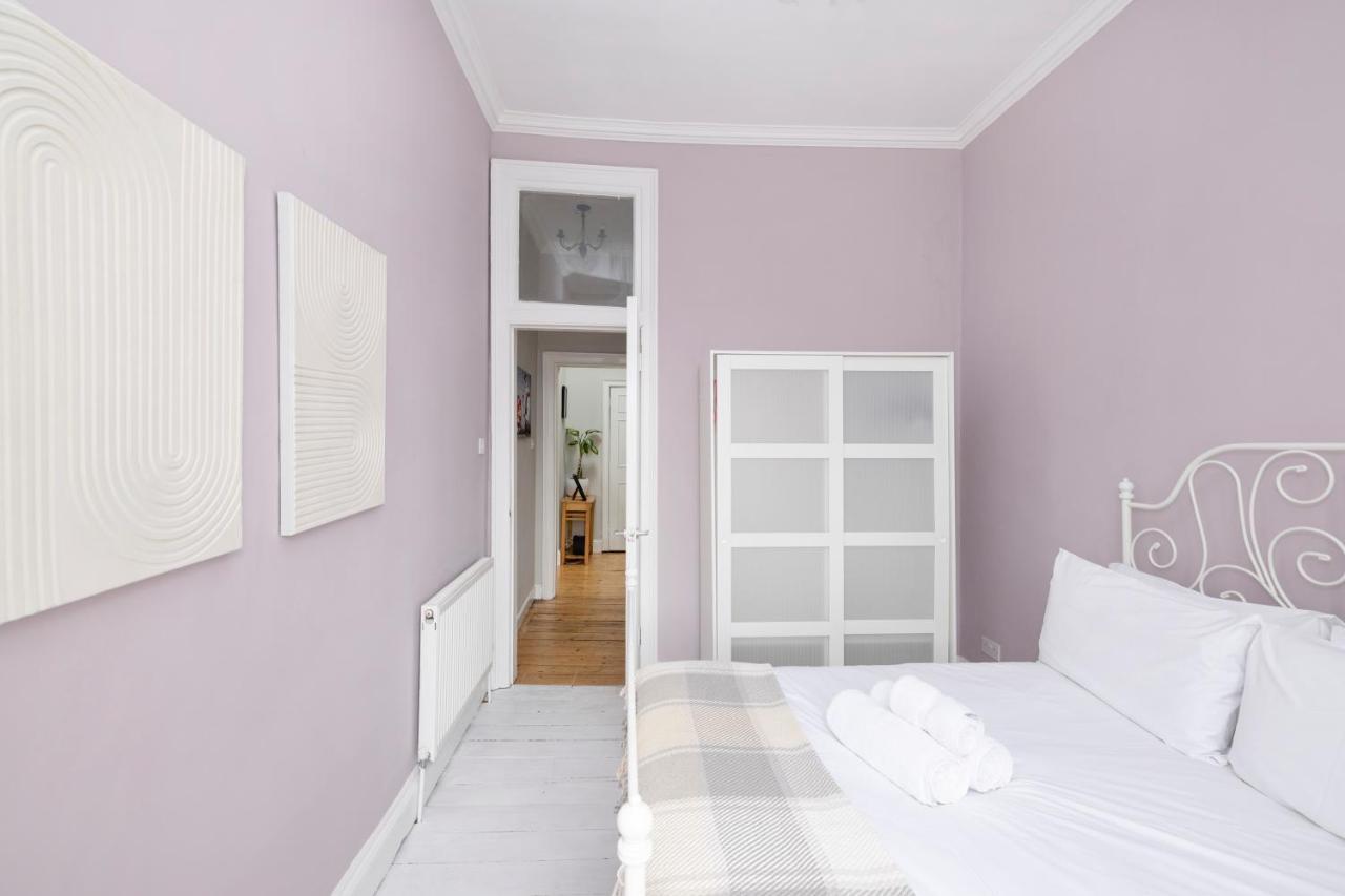 Altido Glamorous 2-Bed Flat Near Edinburgh Castle Extérieur photo