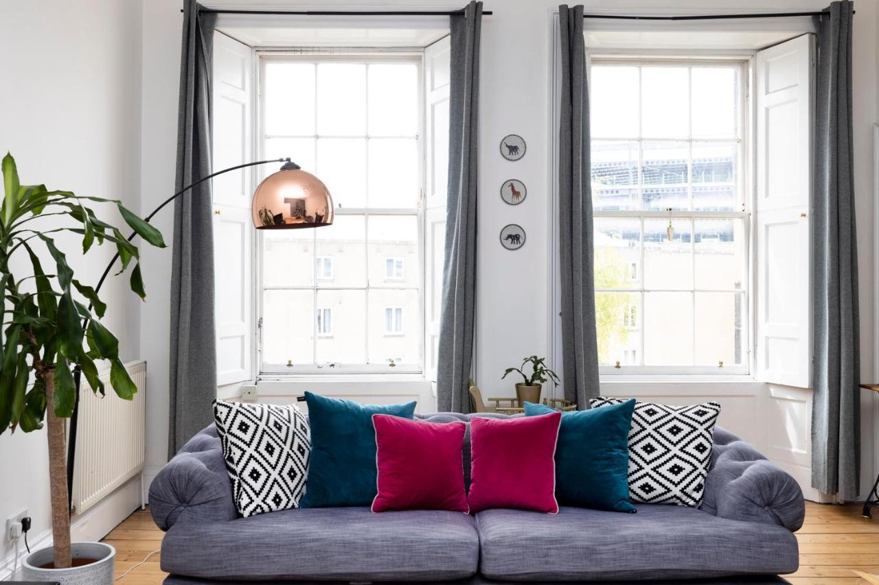 Altido Glamorous 2-Bed Flat Near Edinburgh Castle Extérieur photo