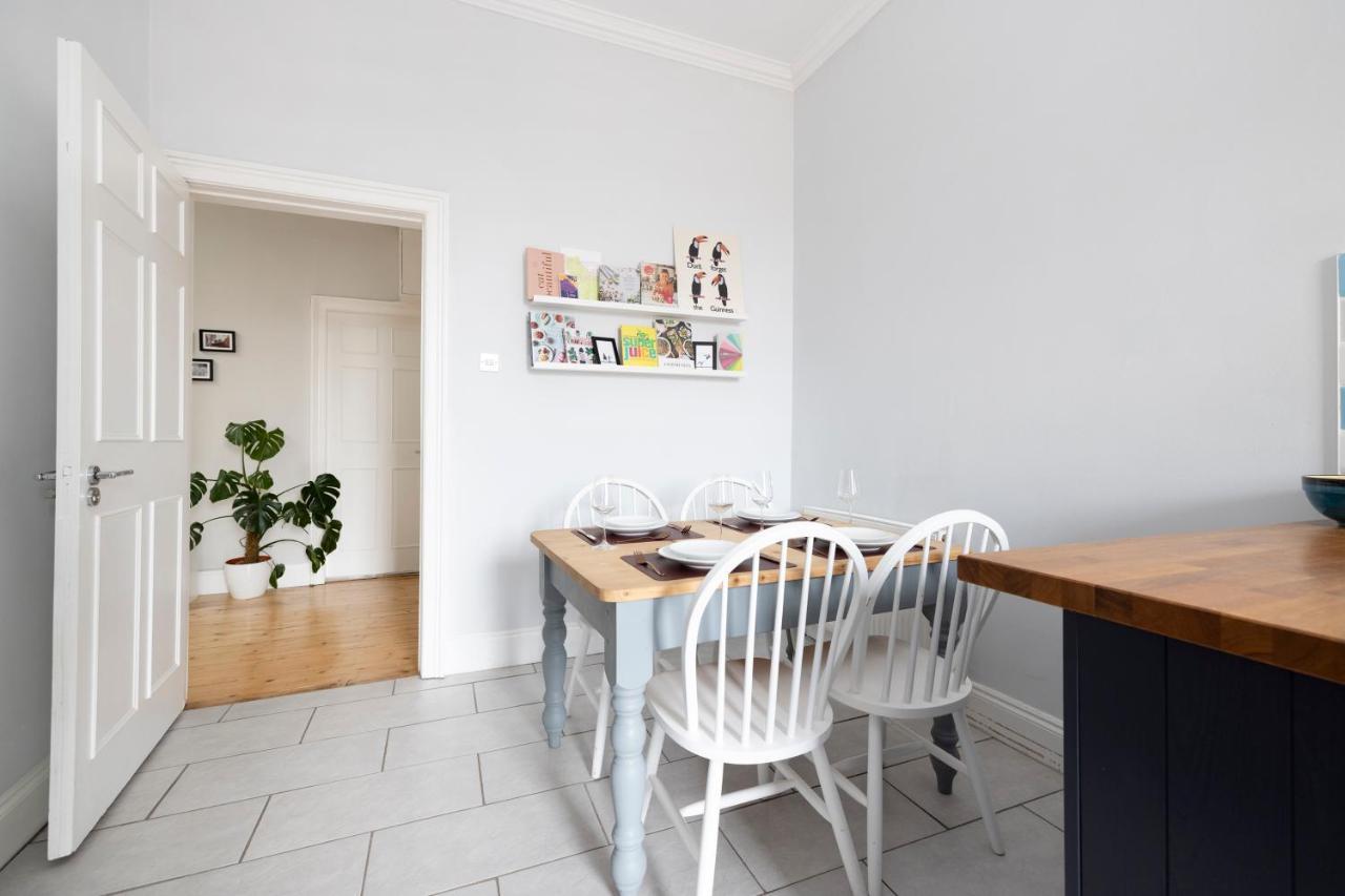 Altido Glamorous 2-Bed Flat Near Edinburgh Castle Extérieur photo