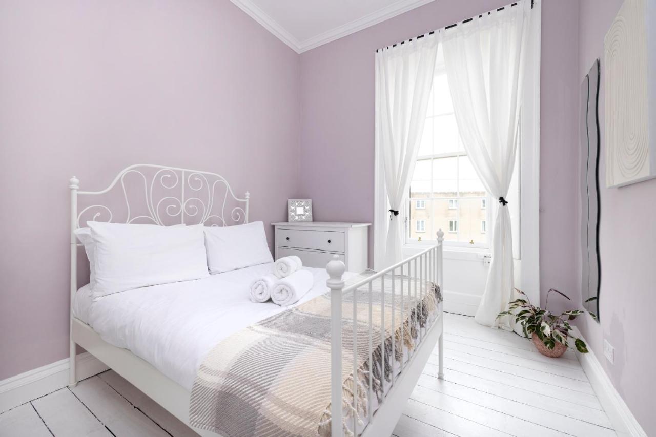 Altido Glamorous 2-Bed Flat Near Edinburgh Castle Extérieur photo